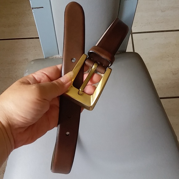 Elegant authentic DKNY leather belt Italy Medium - Picture 7 of 8